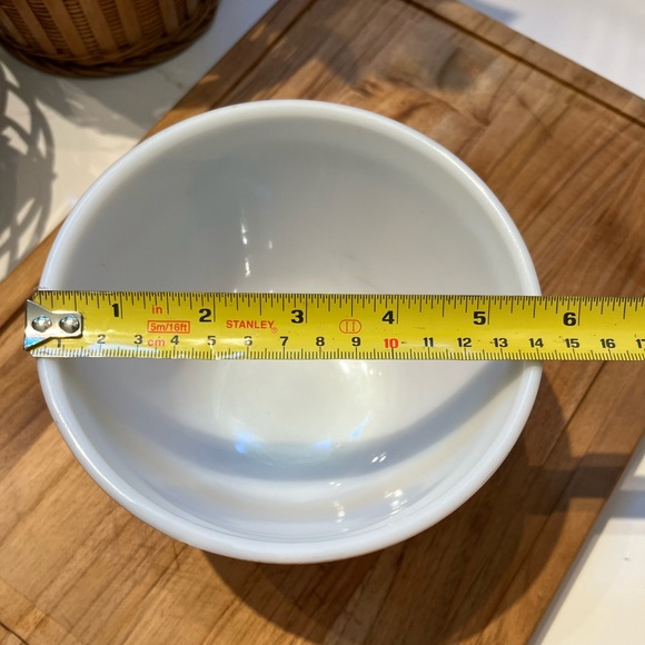 S/3 Vintage Pyrex bowls *imperfect* - Picture 3 of 16